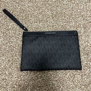 Brand new Michael Kors logo wristlet